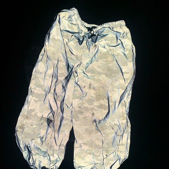 Reflective Fluorescent Joggers - Picture 1 of 12